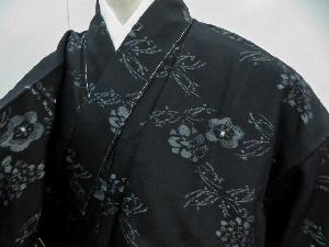 リサイクル 紬　久留米絹絣　松葉に梅模様　しつけ付き　着物